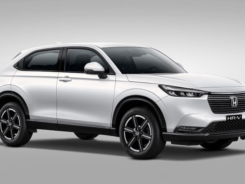 xe-cuv-lai-giua-suv-va-sedan.jpg